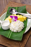 sticky rice with mango, thai sweet