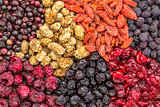 healthy dried superfruit berries 