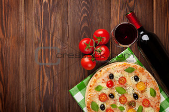Pizza and red wine