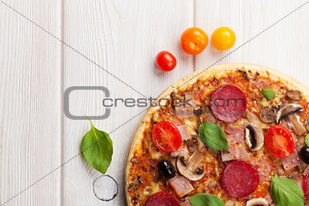 Italian pizza with pepperoni