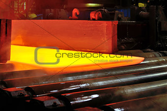 hot steel plate on conveyor