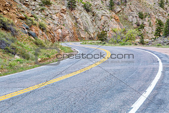 windy, mountain Road through canyon