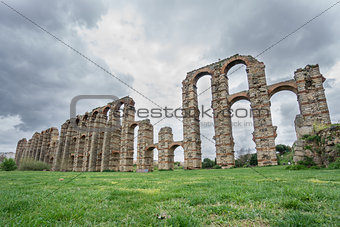 Side view of Aqueduct of the Miracles in Merida