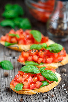 Tomato bruschetta with tomatoes and basil 