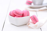 traditional french macarons 