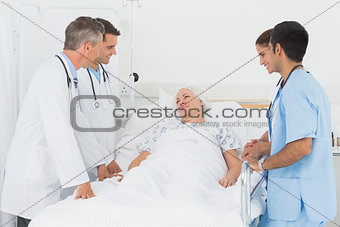 Doctor explaining report to female patient