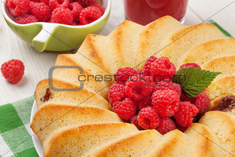 Raspberry cake, smoothie and berries