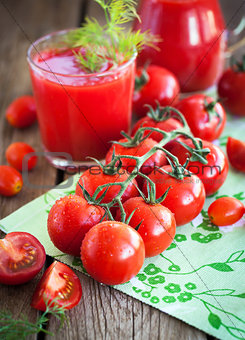 Fresh tomatoes and tomato juice