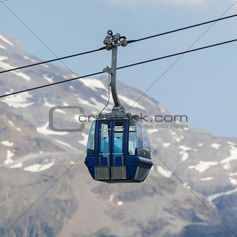 Ski lift cable  car