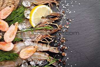 Fresh prawns with spices