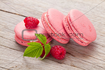 Pink raspberry macaron cookies