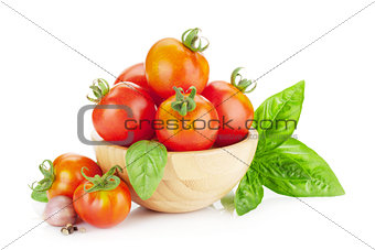 Ripe tomatoes, basil, garlic