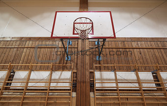 Retro indoor hoop 