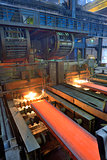 cut hot steel on conveyor 