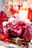 Christmas Ñomposition with red apples