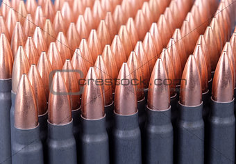 Live ammunition for automatic weapons