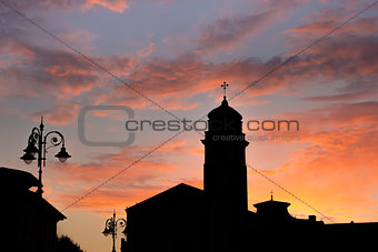 Silhouette of a church in Pisa