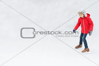 kid ice skating