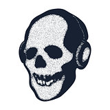 skull in earphones