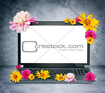Laptop with flowers