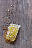 Honeycomb and honey