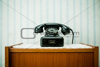 old-style image of a vintage telephone