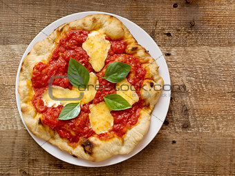 rustic italian pizza margherita