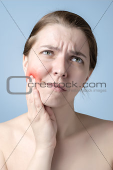 Woman with toothache