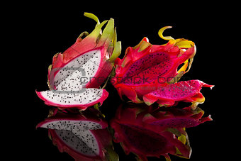 Red and white dragon fruits.