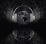 3D glitter globe with headphones