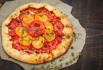 Delicious homemade tomatoes galette 