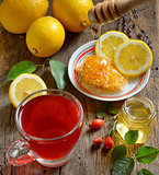 Rosehip tea with lemon