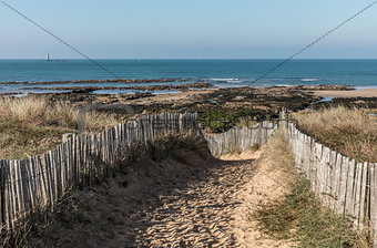 Path on the dunes