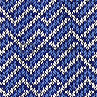 Seamless knitted wavy pattern in cool blue