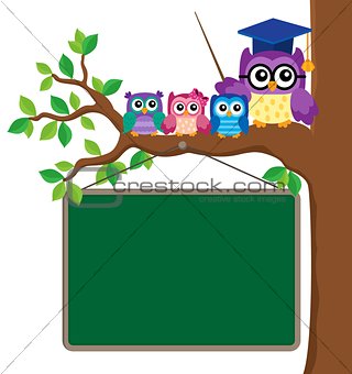 Stylized school owl theme image 6
