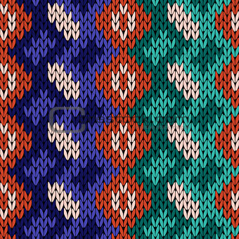 Seamless knitted color pattern