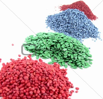 4 knots of colored seeds