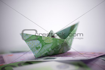 ship origami banknotes
