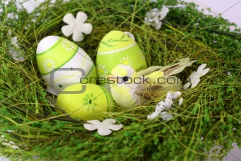 green nest with bird and eastereggs