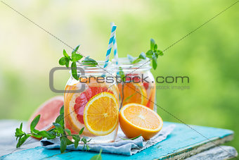 Water detox with Grapefruit and Orange.
