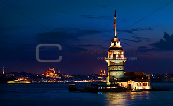 Maiden's Tower at night