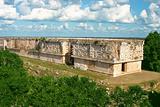 Mayan buildings
