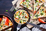 Quiche with salmon vegetables