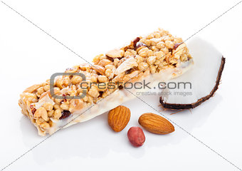 Coconut protein cereal energy bar with almonds