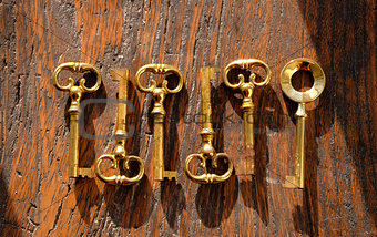 6 brass keys