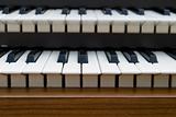 Retro Organ keyboard