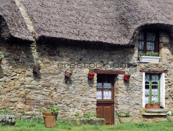 thatched cottage france