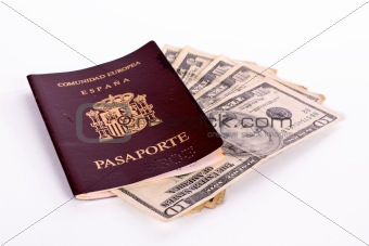 Money in the Spanish passport