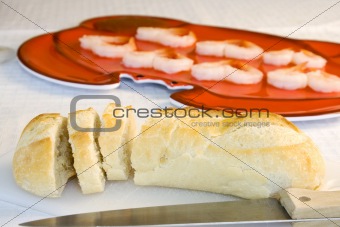 Close up on sliced bread on a table
