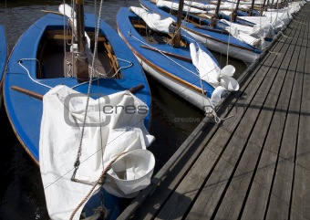 Sailing boats 11